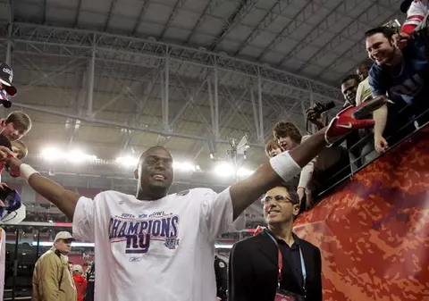 Sportiv amendat şi suspendat pentru că s-a împuşcat în picior 