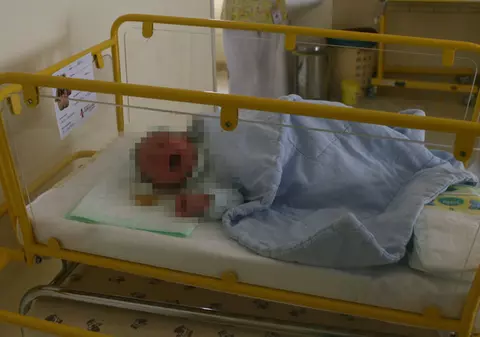 Acuză medicii că i-au ucis copilul la naştere 
