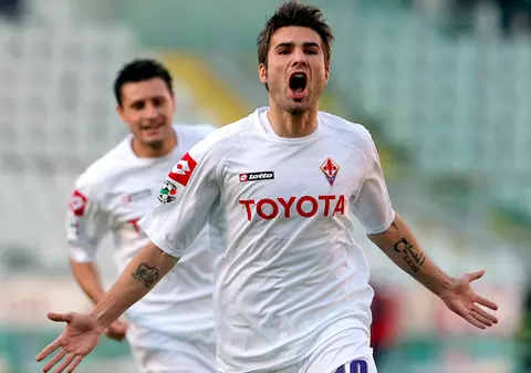 Mutu: "Vrem să câştigăm Cupa UEFA"