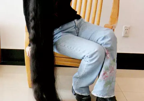 I-au furat părul de pe cap