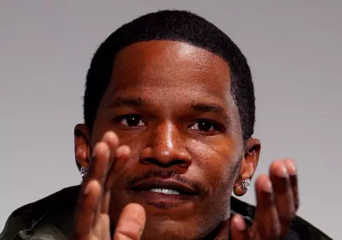Petrecere fierbinte de ziua lui Jamie Foxx 