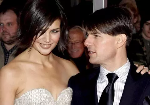 Tom Cruise vrea să aibă 10 copii