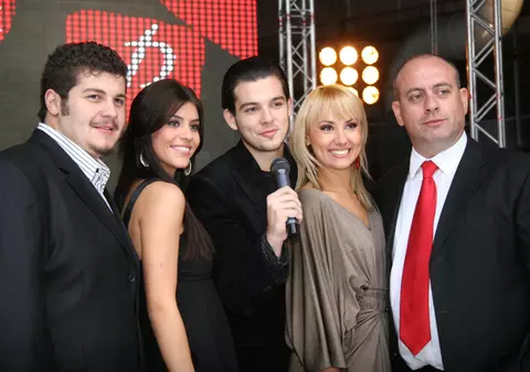 La Mulţi Ani, Prima TV!