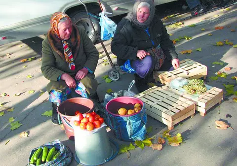 Țăranii plătesc taxă de protecţie