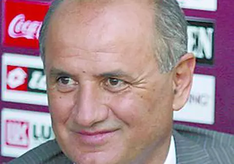 Copos: «Nu mai dorm noaptea!»