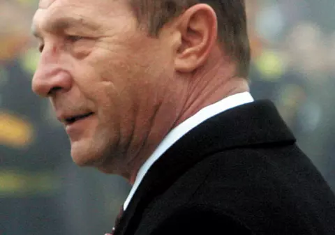 Băsescu explică: De ce cu PSD ?