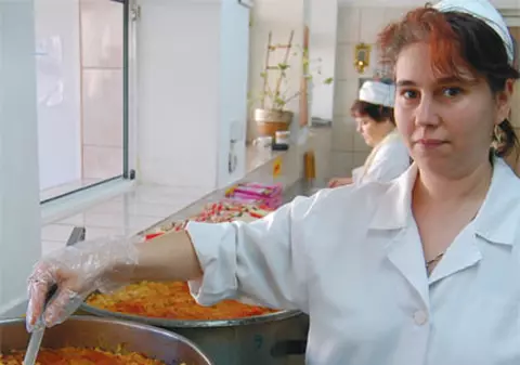 2.000 de sarmale pentru săraci