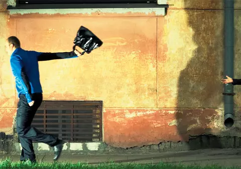 Atenţie la hoţii de buzunare!