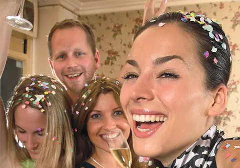 Organizaţi Revelionul acasă?