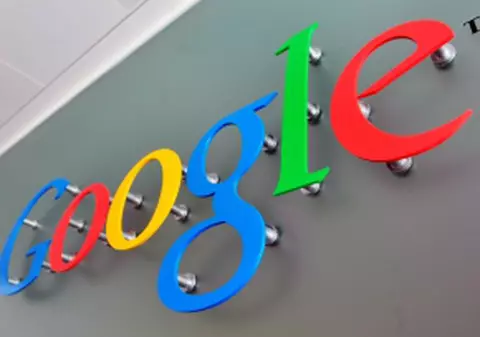 Google şi Internetul poluează mediul