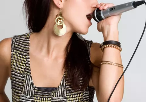 Karaoke, cea mai enervantă invenţie
