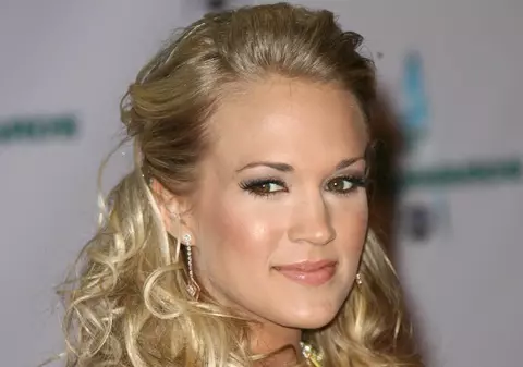 Carrie Underwood  are un nou iubit