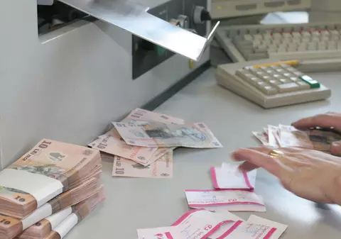 BCR ar putea amâna ratele şomerilor