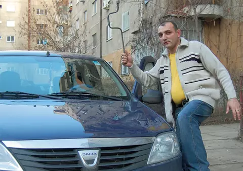 «O fac praf şi o duc la fier vechi!»