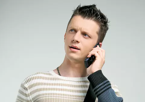 De ieri este legal!!! Convorbirile telefonice, înregistrate şi stocate