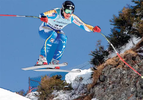 Aici se zboară pe schiuri