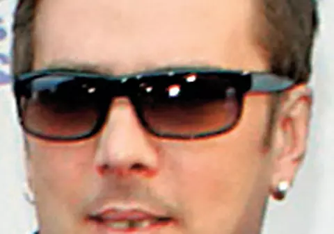 Prunus de la Voltaj şi-a pus dinţi de porţelan de 7.000 €