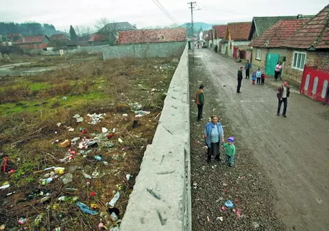 "O să dărâmăm zidul!"