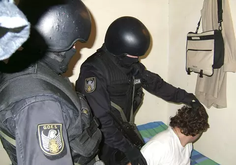 25 de hoţi români arestaţi şi în Spania