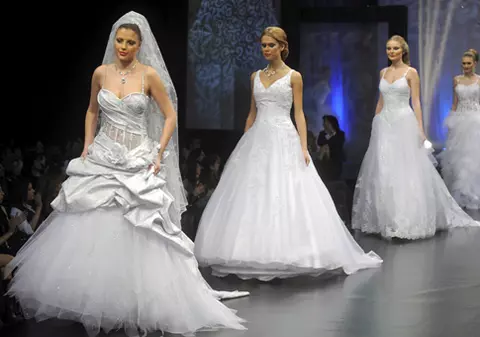 Ea e cea mai... măritată femeie din lume