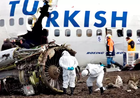 Avionul prăbuşit în Olanda avea defecţiuni