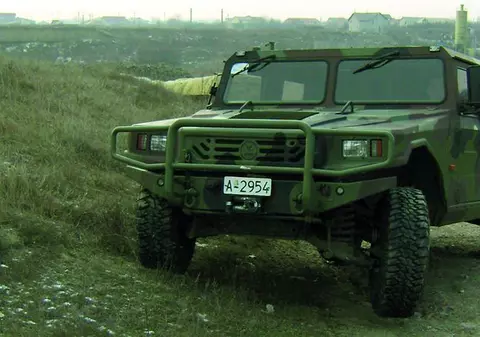 Ce maşini şmechere şi-au tras militarii vrânceni!