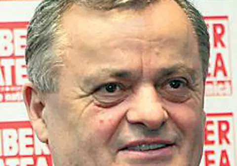 În direct cu autorităţile