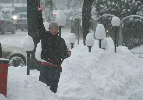 I-a acoperit zăpada!