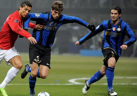 Chivu, cu fruntea sus