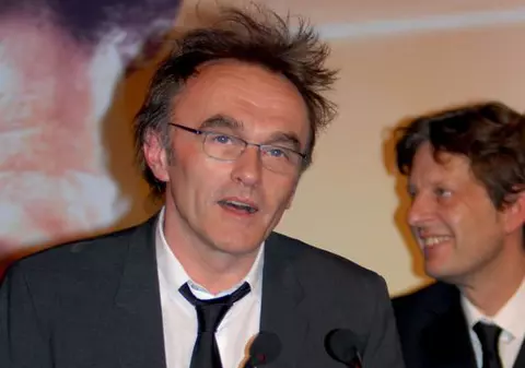 "Intriga filmului Slumdog Millionaire este ridicolă"