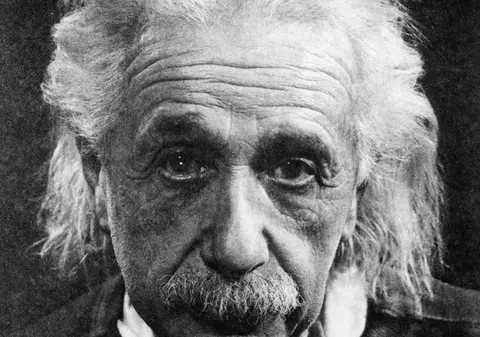 Diploma lui Einstein, scoasă la licitaţie