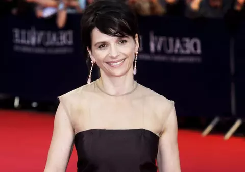 Actriţa Juliette Binoche împlineşte 45 de ani