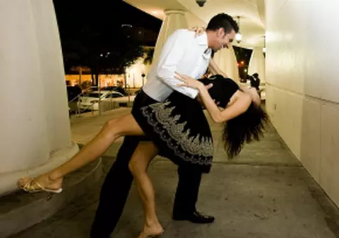 În Elveţia a fost ridicată interdicţia de a dansa în anumite zile de sărbătoare