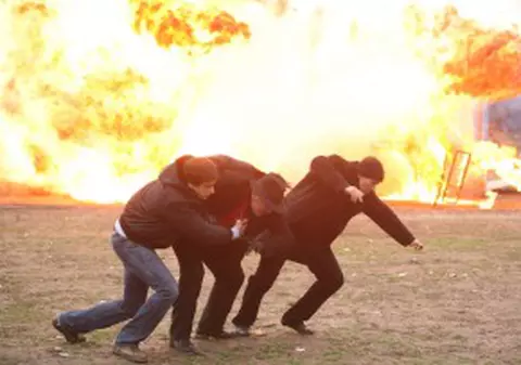 Ce se întâmplă în ”Regina” după explozie?
