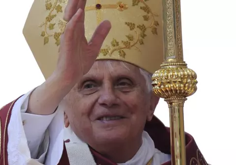 Papa: ”Prezervativele nu ajută la eradicarea SIDA în Africa”