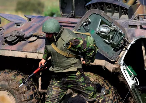 Militarii români din Afganistan au acordat asistenţă medicală în Kala