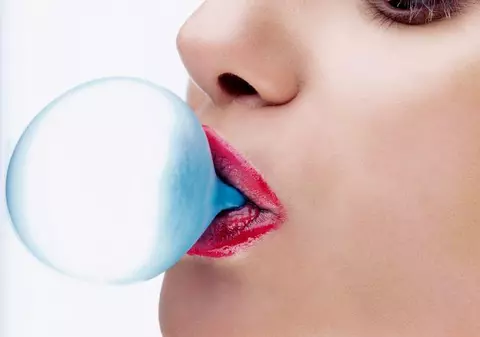 A apărut guma de mestecat biodegradabilă