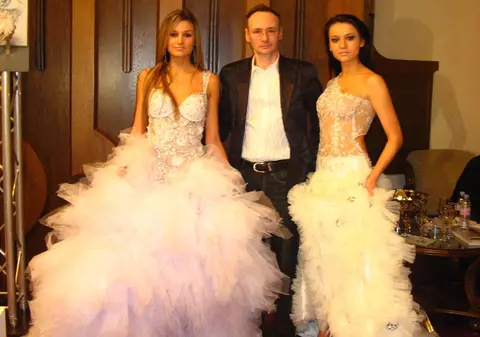S-au păruit pentru creaţiile lui Albu