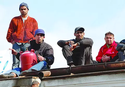 Protest la înălţime în Piaţa Matache