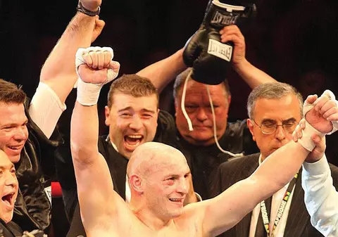 Adrian Diaconu boxează de Înviere