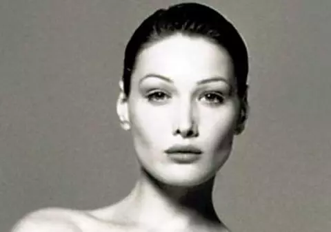 Ce «bucăţi» ai lângă tine, Sarkozy!