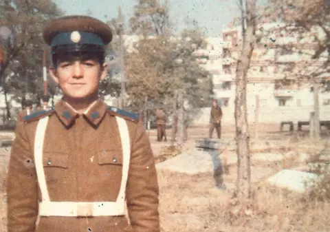 Boc a fost şef peste studenţii comunişti?