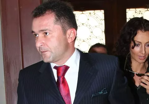 Mihaela Rădulescu a câştigat custodia lui Ayan 
