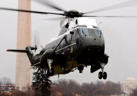 Un elicopter cu 16 persoane la bord s-a prăbuşit în Marea Nordului