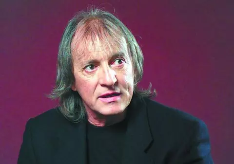 Mihai Constantinescu: "Am nevoie de ajutor să rămân în muzică!"