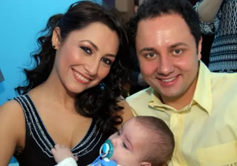 Andra şi Cătălin Măruţă, naşi de botez