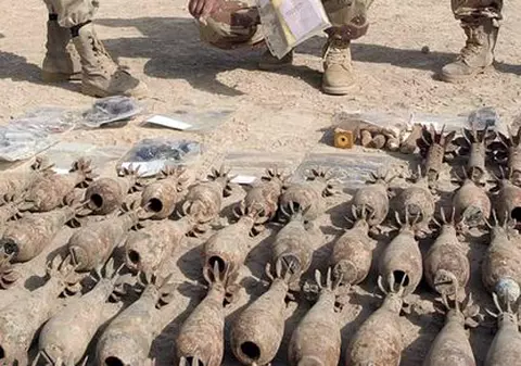 Au trăit timp de două decenii deasupra a 38 de bombe neexplodate