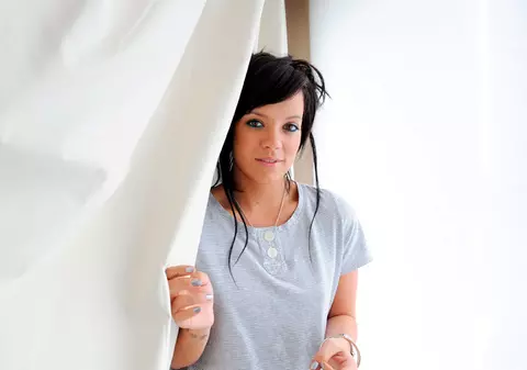 Lily Allen a leşinat la o întâlnire cu fanii