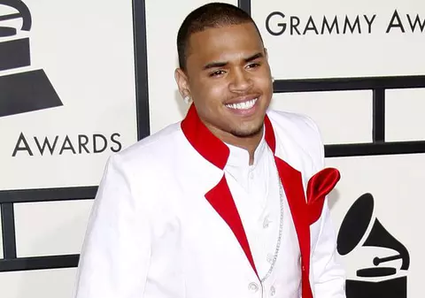 Chris Brown a înlocuit-o pe Rihanna