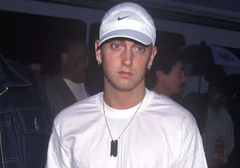 Eminem s-a luptat trei ani cu drogurile